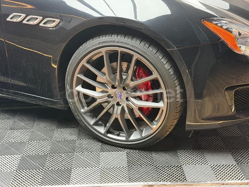 Usado Maserati Quattroporte 430 CV (316 kW) 2017 Negro Berlina