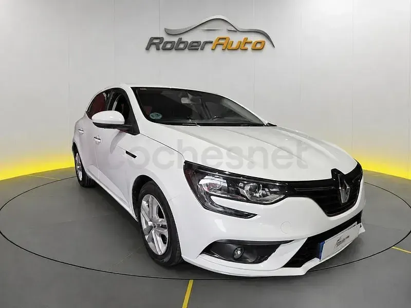Usado Renault Mégane IV LIMITED 95 CV (69 kW) 2019 Blanco Berlina