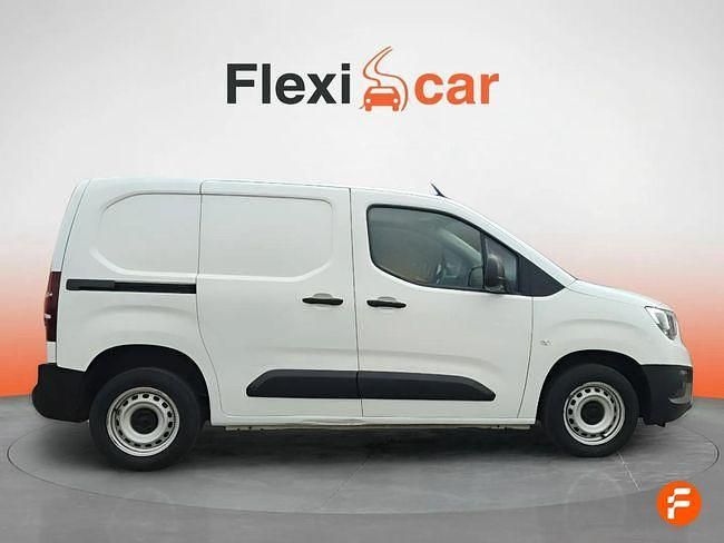 Usado Opel Combo Edition 102 CV (75 kW) 2022 Blanco Monovolumen