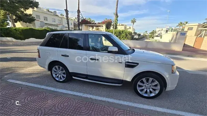 Usado Land Rover Range Rover Autobiography 245 CV (180 kW) 2010 Blanco SUV