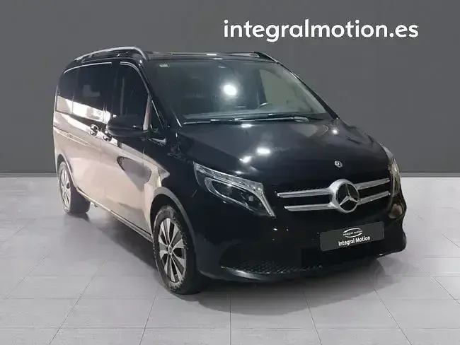 Usado Mercedes V300 239 CV (175 kW) 2022 Negro Monovolumen