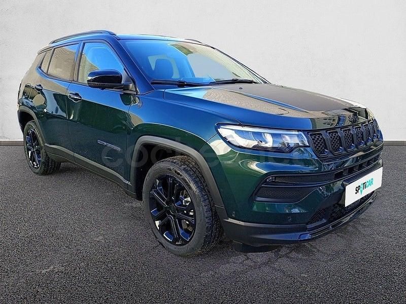 Usado Jeep Compass North 130 CV (95 kW) 2025 Verde SUV