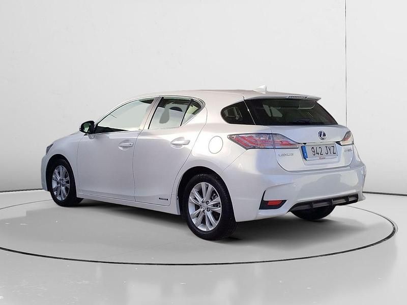 Usado Lexus CT200h 122 CV (89 kW) 2017 Blanco
