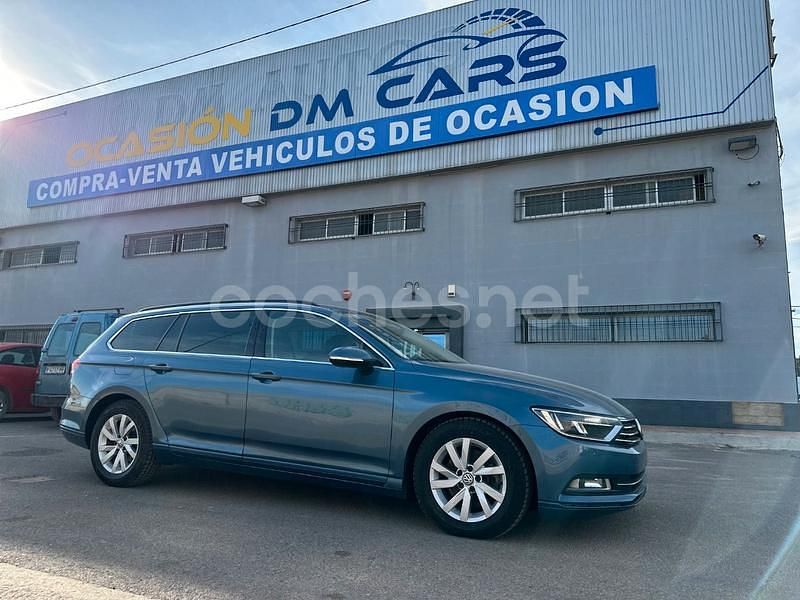 Azul Usado 2019 VW Passat Executive Familiar | 15.990 € (Buen precio) - Imagen 1/4