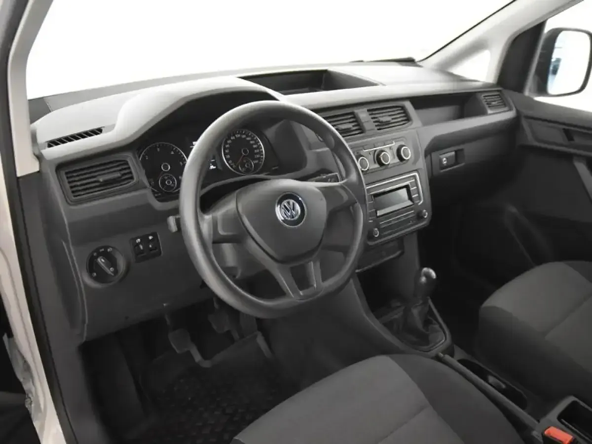 Usado VW Caddy Business 102 CV (75 kW) 2020 Blanco Monovolumen