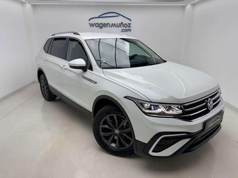 Usado VW Tiguan Allspace Life 150 CV (110 kW) 2023 Blanco SUV