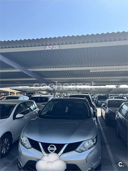 Usado Nissan Qashqai N-Connecta 110 CV (80 kW) 2015 Gris / plata SUV