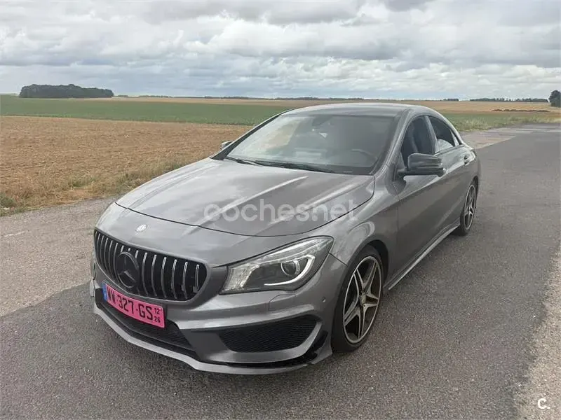 Usado Mercedes CLA220 Shooting Brake AMG line 177 CV (130 kW) 2016 Gris / plata Familiar