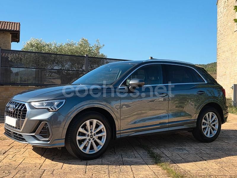 Käytetty Audi Q3 S-Line 150 HP (110 kW) 2021 Harmaa Katumaasturi