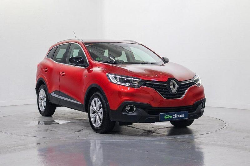 Usado Renault Kadjar LIMITED 130 CV (95 kW) 2018 Rojo SUV
