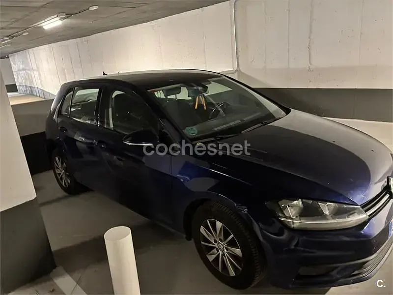 Usado VW Golf VII Business 115 CV (84 kW) 2019 Azul Berlina