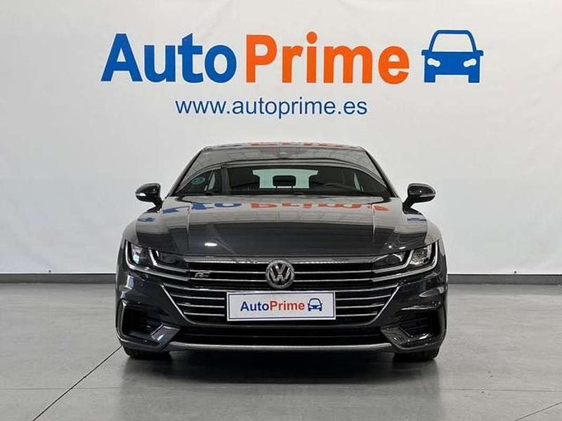 Usado VW Arteon R-line 150 CV (110 kW) 2018 Gris / plata Berlina