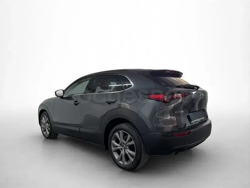Usado Mazda CX-30 122 CV (89 kW) 2022 Gris / plata SUV