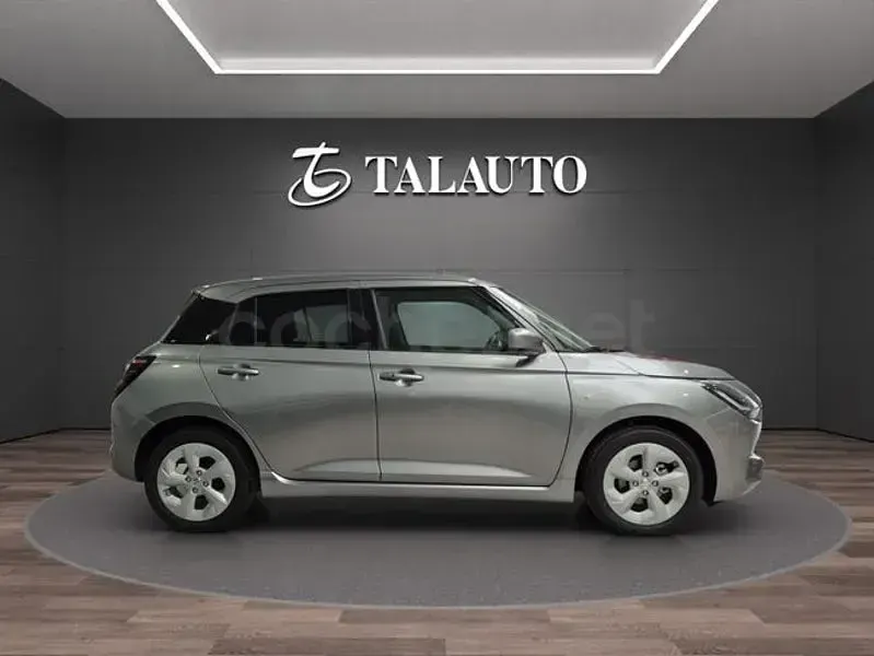 Nuevo Suzuki Swift 83 CV (61 kW) 2026 Gris / plata Utilitario