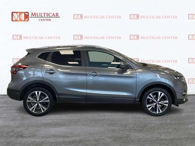 Usado Nissan Qashqai N-Connecta 116 CV (85 kW) 2018 Gris SUV
