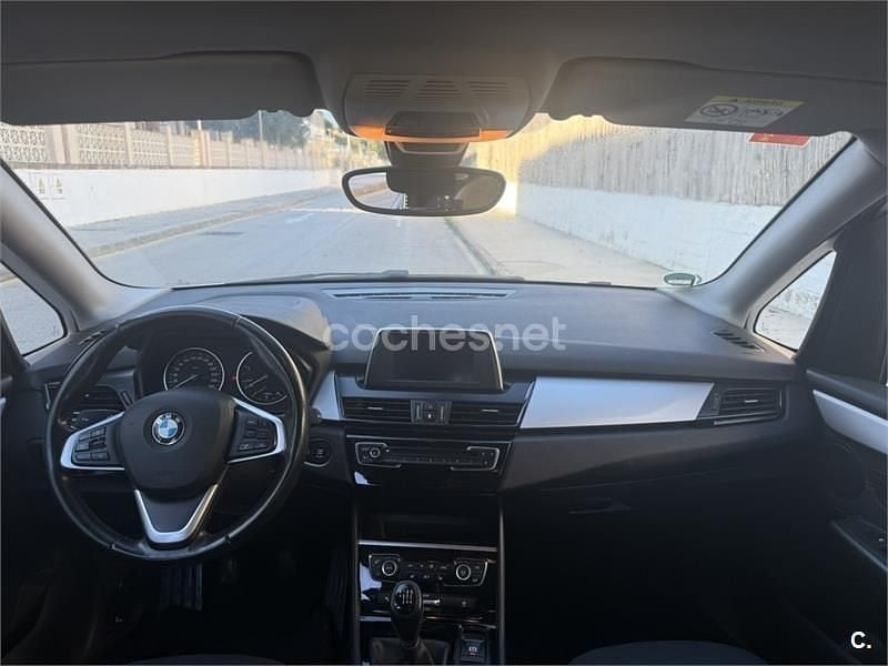 Usado BMW 218 150 CV (110 kW) 2017 Blanco Familiar