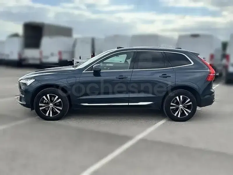 Begagnad Volvo XC60 R-Design 340 HK (250 kW) 2022 Grå SUV