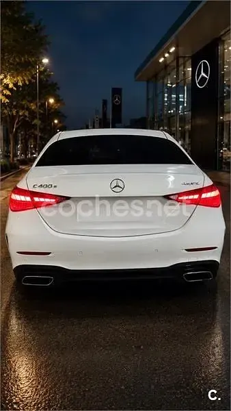Usado Mercedes C300e 313 CV (230 kW) 2024 Blanco Berlina
