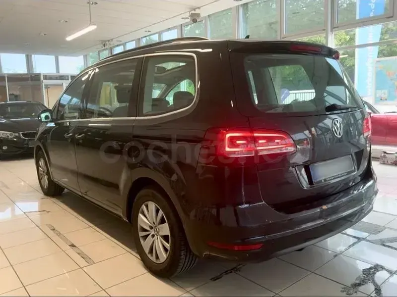 Usado VW Sharan Advance 150 CV (110 kW) 2016 Negro Monovolumen