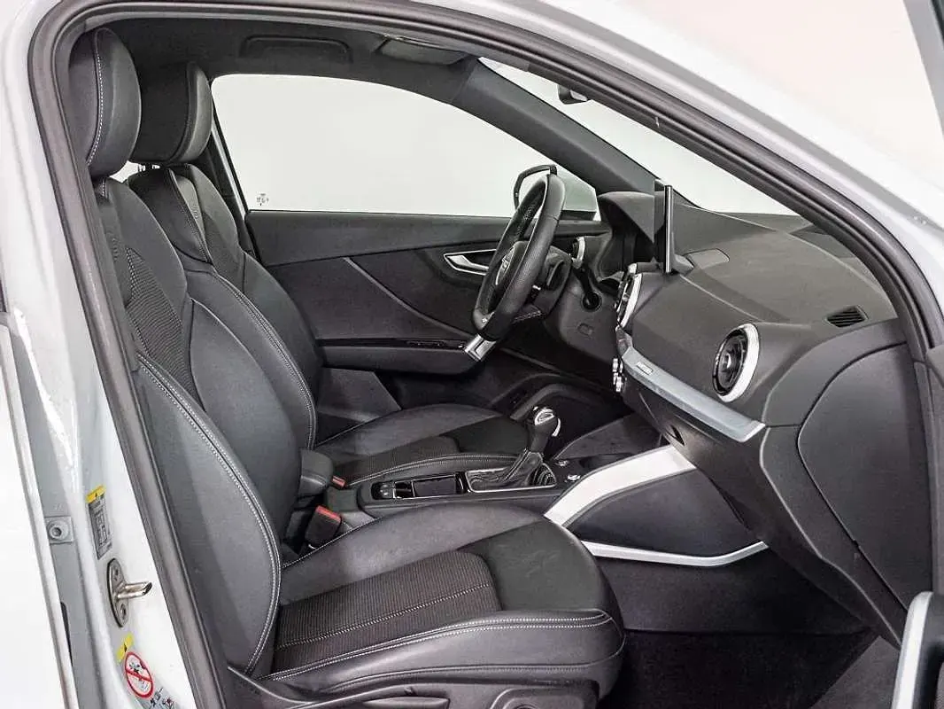 Usado Audi Q2 150 CV (110 kW) 2025 Blanco SUV