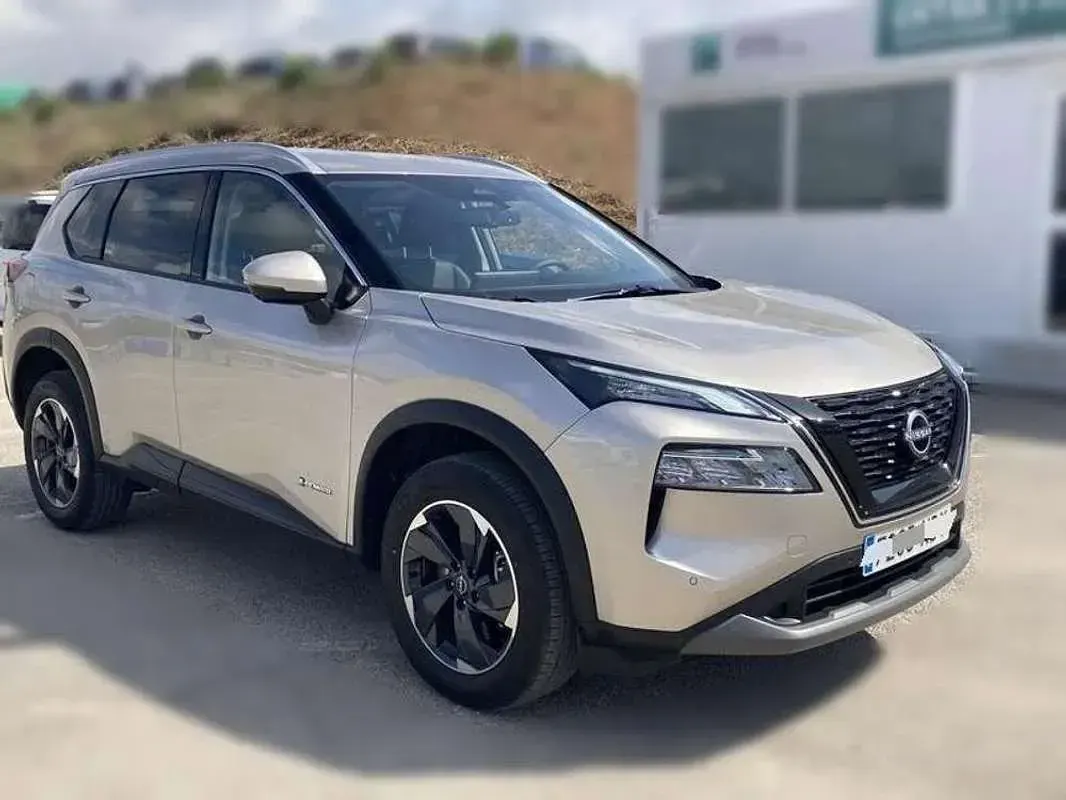 Usado Nissan X-Trail N-Connecta 163 CV (119 kW) 2025 Gris SUV