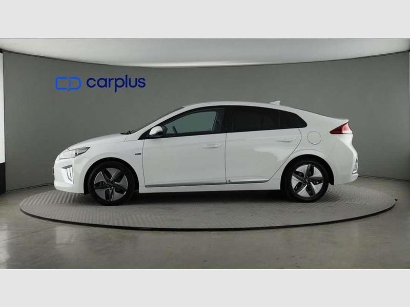 Usado Hyundai Ioniq 141 CV (103 kW) 2020 Blanco Utilitario