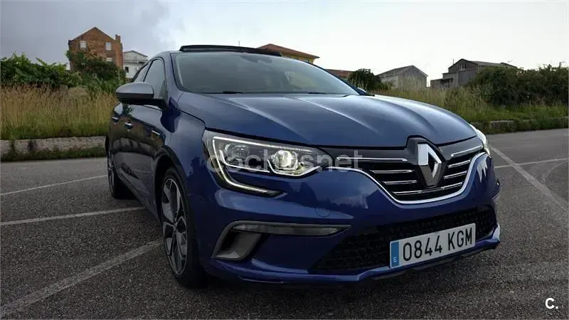 Usado Renault Mégane GT Line GT-Line 130 CV (95 kW) 2018 Azul Berlina