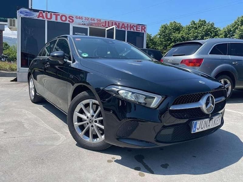 Negro Usado 2021 Mercedes A250 Utilitario | 26.990 € (Precio justo) - Imagen 1/4