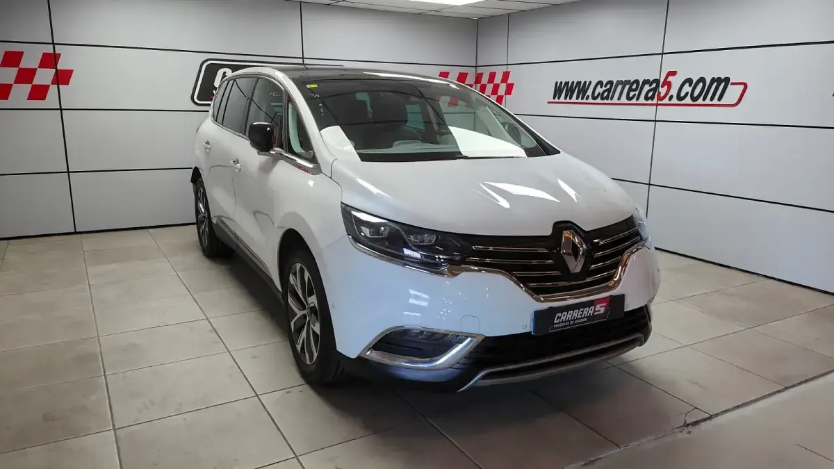 Usado Renault Espace Zen 160 CV (117 kW) 2015 Gris Monovolumen