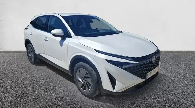 Usado Nissan Qashqai Acenta 158 CV (116 kW) 2025 Kori white SUV