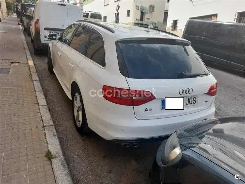 Usado Audi A4 190 CV (139 kW) 2015 Blanco Familiar