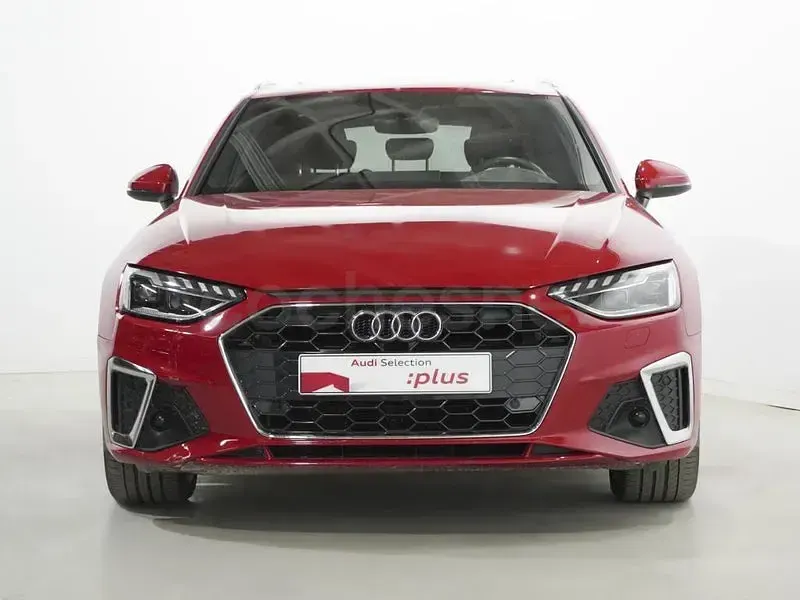Usado Audi A4 S-Line 163 CV (119 kW) 2023 Rojo Familiar