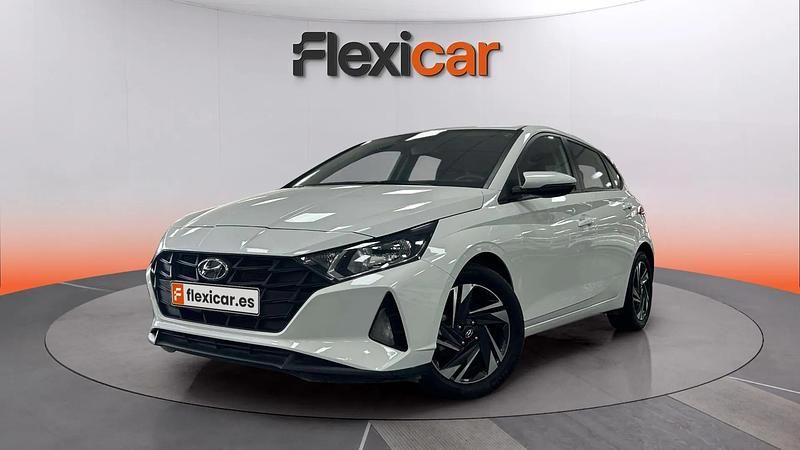 Usado Hyundai i20 84 CV (61 kW) 2020 Blanco Utilitario