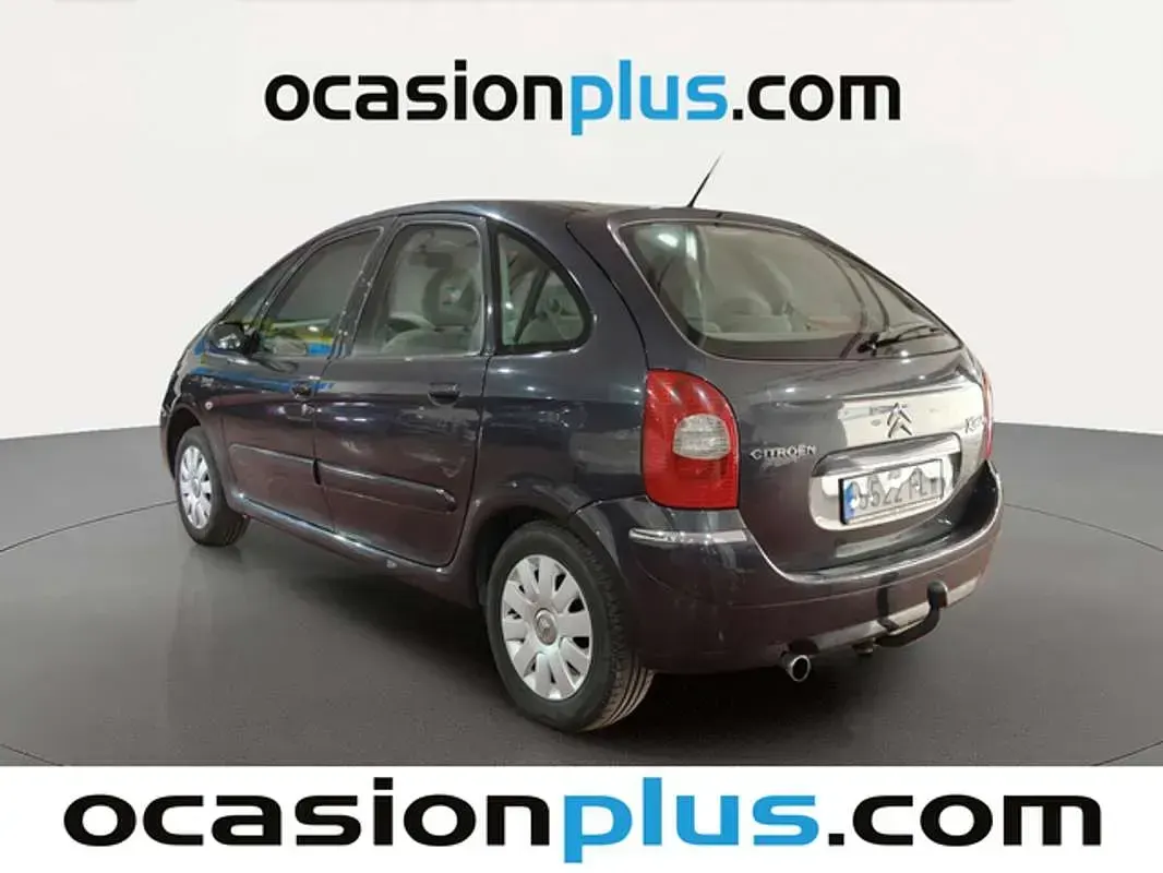 Usado Citroën Xsara Picasso Exclusive 92 CV (67 kW) 2007 Gris Monovolumen