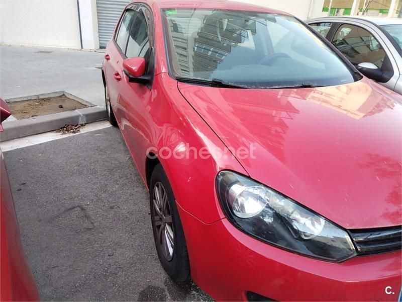 Usado VW Golf VI Sport 105 CV (77 kW) 2010 Rojo Utilitario