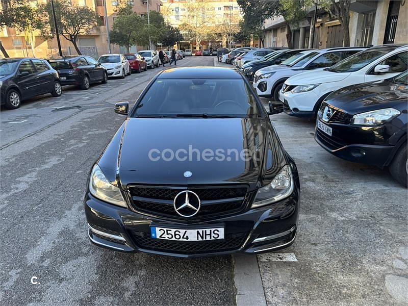 Usado Mercedes C180 156 CV (114 kW) 2013 Negro Coupe
