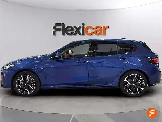 Używany BMW 120 163 KM (119 kW) 2025 Niebieski Hatchback
