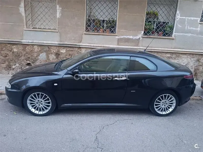 Usado Alfa Romeo GT Progression 150 CV (110 kW) 2007 Negro Coupe