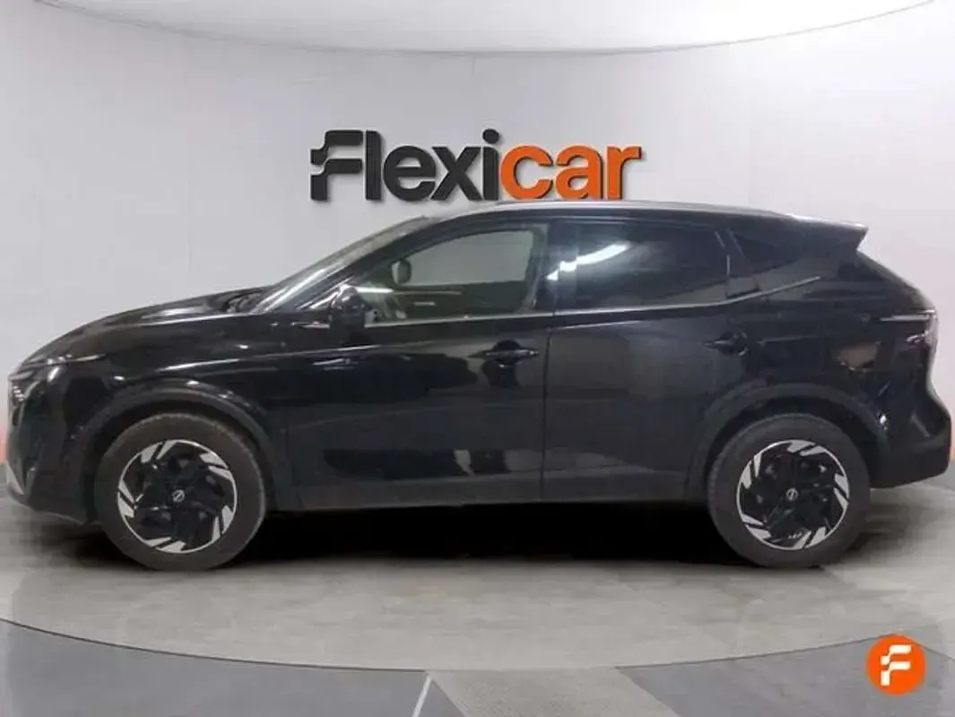 Usado Nissan Qashqai Acenta 158 CV (116 kW) 2025 Negro SUV