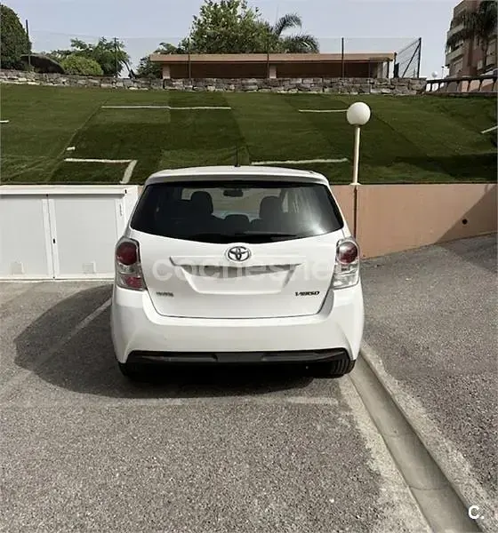 Usado Toyota Verso Advance 124 CV (91 kW) 2013 Blanco Monovolumen