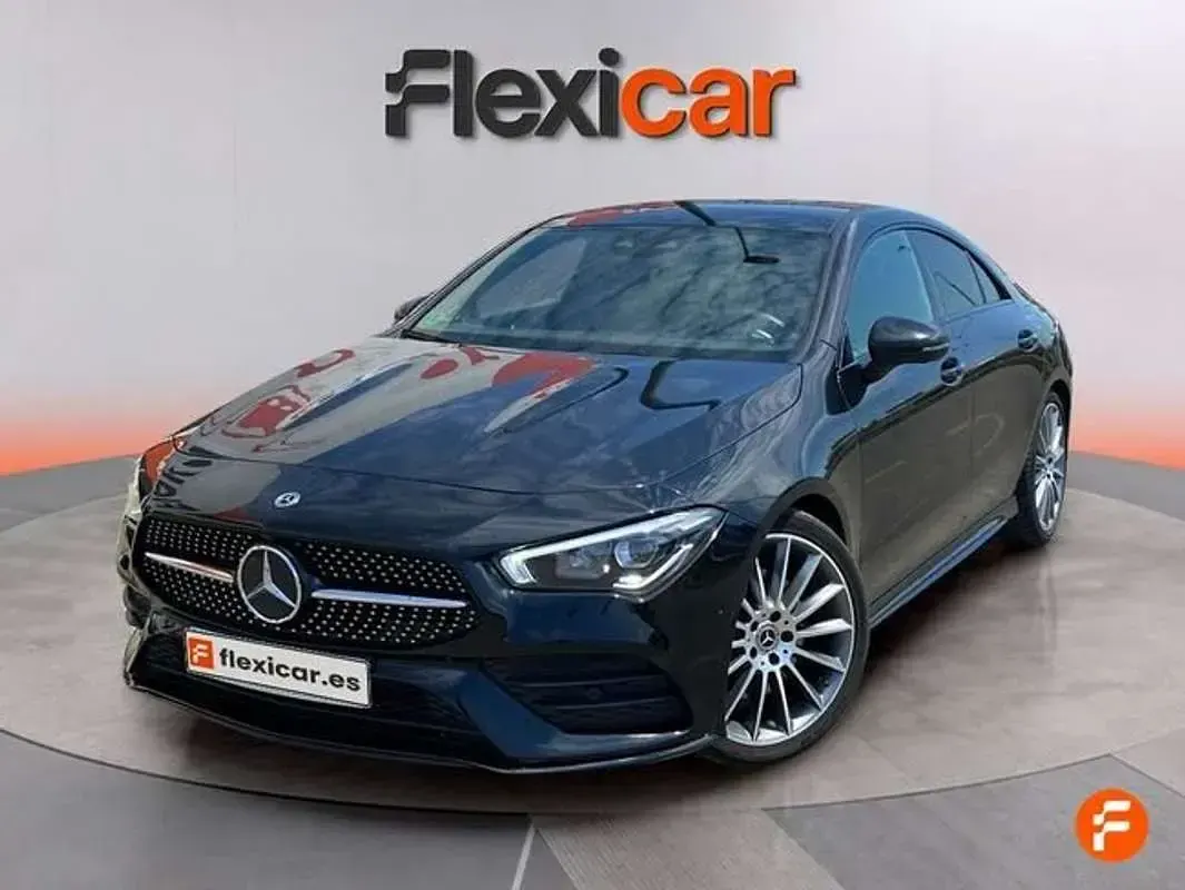 Usado Mercedes CLA200 150 CV (110 kW) 2020 Negro Coupe