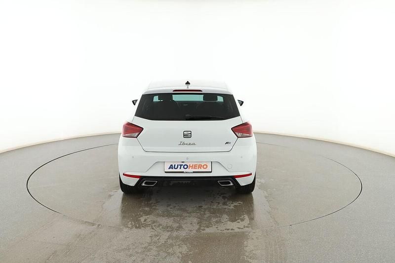 Usado Seat Ibiza FR 150 CV (110 kW) 2021 Blanco Berlina