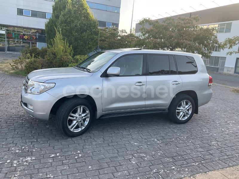 Usado Toyota Land Cruiser 286 CV (210 kW) 2008 Gris / plata SUV