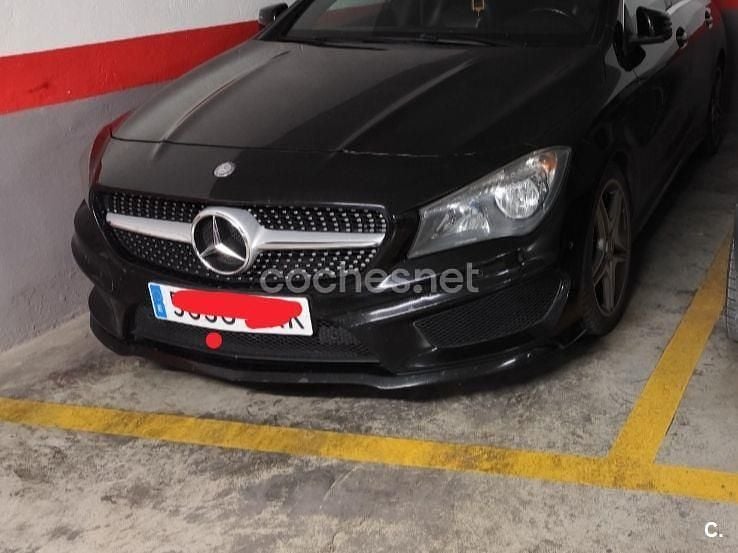 Usado Mercedes CLA200 AMG line 136 CV (100 kW) 2013 Negro Berlina