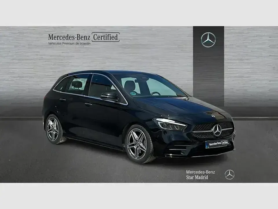 Usado Mercedes B200 AMG line 150 CV (110 kW) 2024 Negro Utilitario
