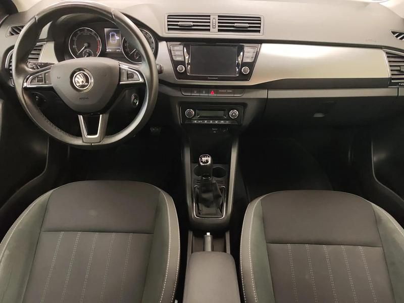 Usado Skoda Fabia Style 95 CV (69 kW) 2019 Azul