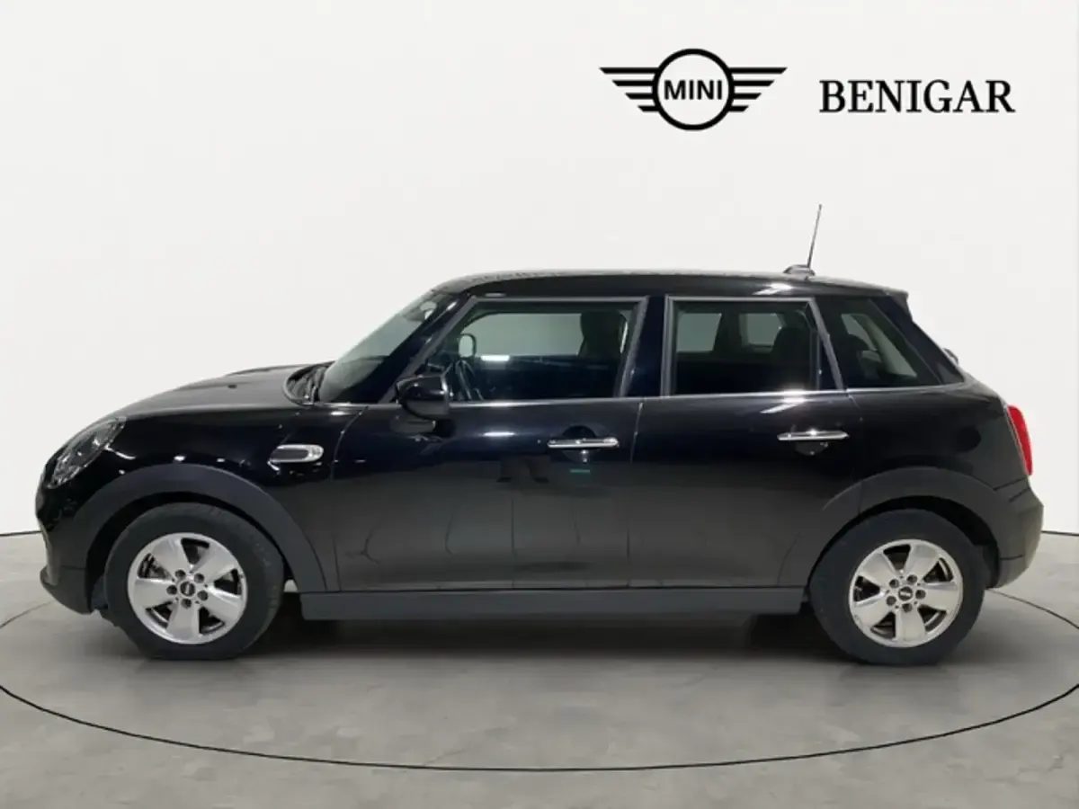 Usado Mini Cooper 102 CV (75 kW) 2020 Negro Utilitario