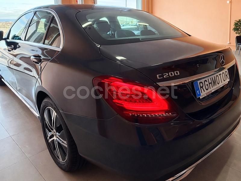 Usado Mercedes C200 184 CV (135 kW) 2021 Gris / plata Berlina