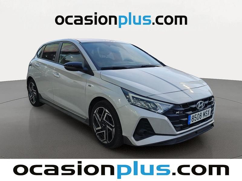 Usado Hyundai i20 N Line 80 CV (58 kW) 2024 Gris Utilitario