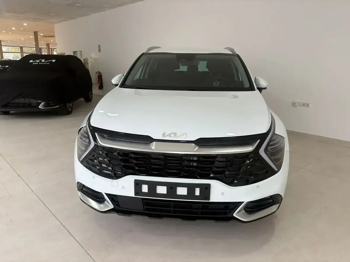 Usado Kia Sportage 160 CV (117 kW) 2025 Blanco SUV